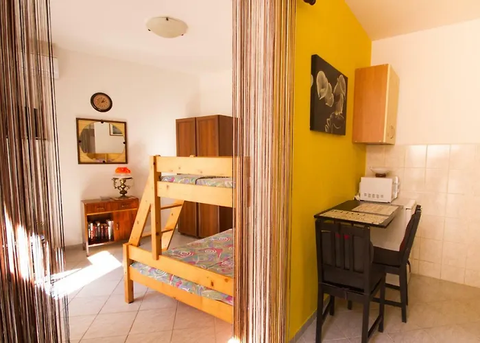 Апартаменти Punta Vilma